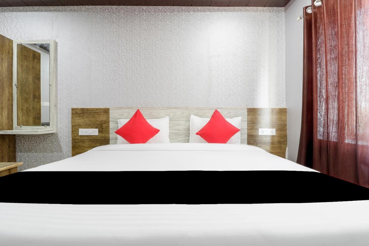 Capital O 63158 Hotel Om Sai Ram Chhatarpur Eksteriør bilde
